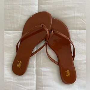 Caramel Color Shiny Sandals